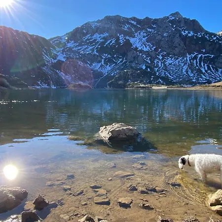 Casa Entre El Mar Y La Montana